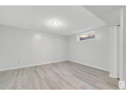 514 89 St Sw, Edmonton, AB - Indoor Photo Showing Other Room