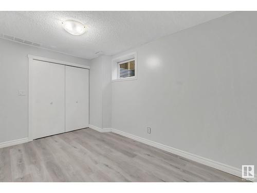 514 89 St Sw, Edmonton, AB - Indoor Photo Showing Other Room