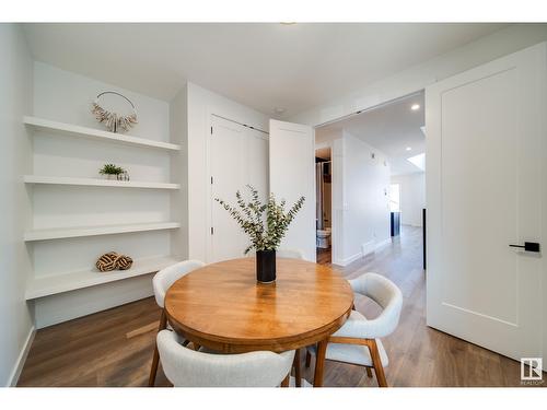 2035 165 St Sw, Edmonton, AB - Indoor Photo Showing Dining Room