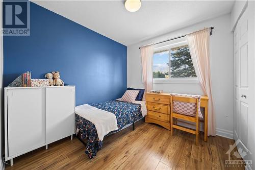 10 Mac Storey Street, Richmond, ON - Indoor Photo Showing Bedroom