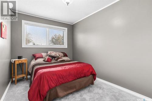 54 Henigman Place, Saskatoon, SK - Indoor Photo Showing Bedroom