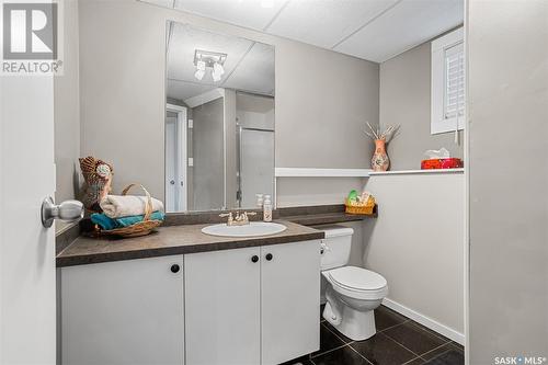 54 Henigman Place, Saskatoon, SK - Indoor Photo Showing Bathroom