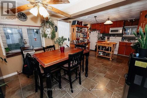 368 Dominion Street S, North Glengarry, ON - Indoor Photo Showing Dining Room