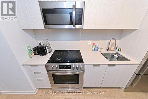 221 - 25 Richmond Street E, Toronto, ON - Indoor Photo Showing Kitchen