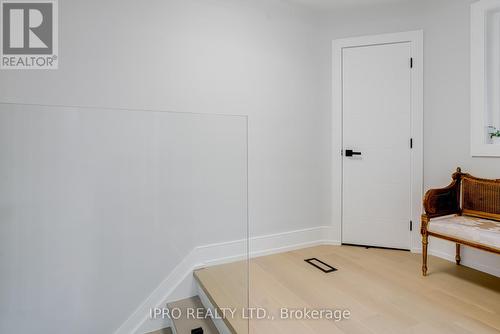 10 Urbandale Avenue, Toronto, ON - Indoor Photo Showing Other Room