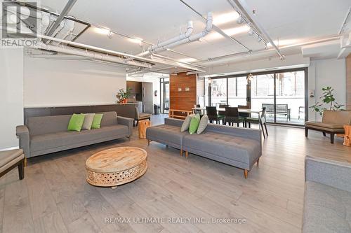 410 - 32 Camden Street, Toronto, ON - Indoor