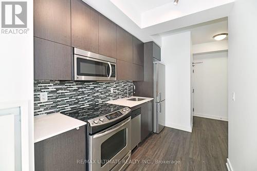 410 - 32 Camden Street, Toronto, ON - Indoor Photo Showing Kitchen With Upgraded Kitchen