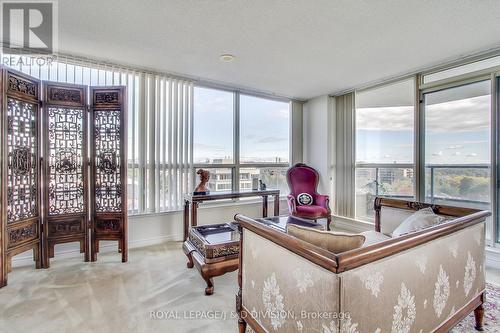 704 - 1 Clark Avenue W, Vaughan, ON - Indoor