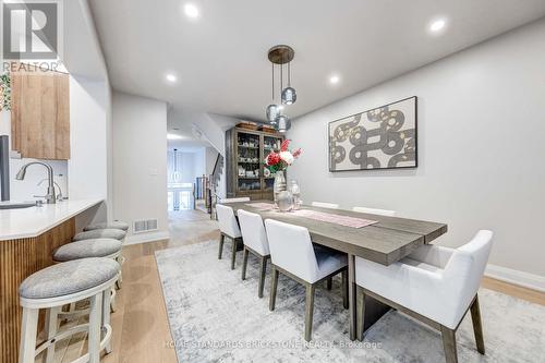 6 Harvest Court, Richmond Hill, ON - Indoor Photo Showing Dining Room