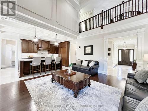 7 Cape George Trail, King, ON - Indoor Photo Showing Living Room