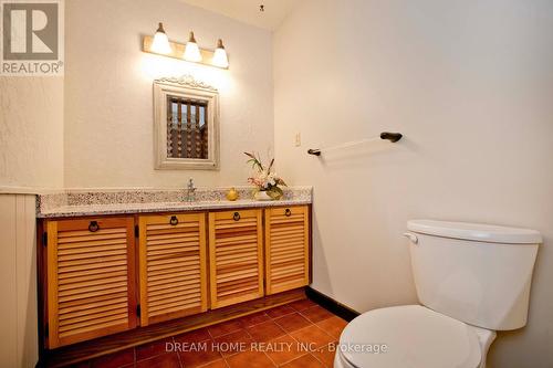 21830 Mccowan Road, East Gwillimbury, ON - Indoor Photo Showing Bathroom