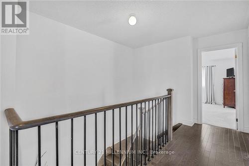 33 Autumn Drive, Wasaga Beach, ON - Indoor Photo Showing Other Room