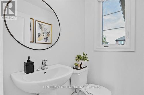 33 Autumn Drive, Wasaga Beach, ON - Indoor Photo Showing Bathroom