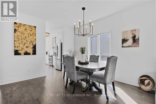 33 Autumn Drive, Wasaga Beach, ON - Indoor Photo Showing Dining Room