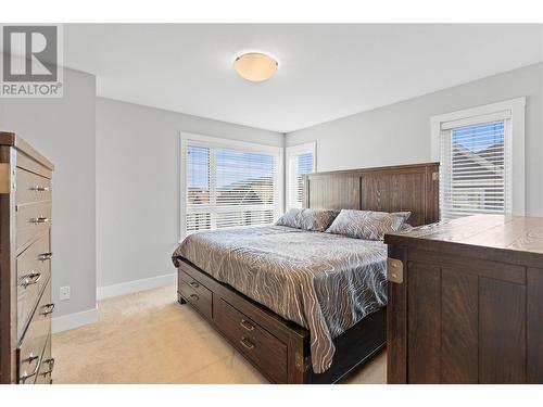 13098 Shoreline Way Unit# 26, Lake Country, BC - Indoor Photo Showing Bedroom