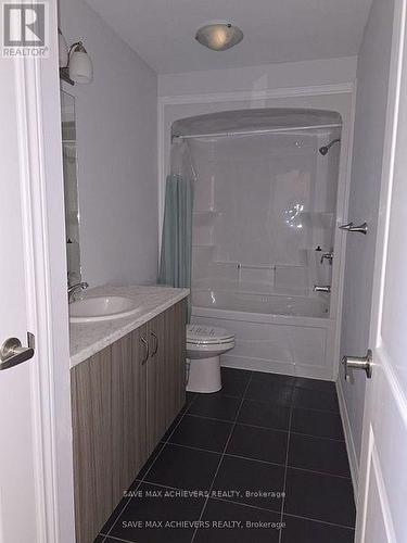 206 Louise Street W, Welland, ON - Indoor Photo Showing Bathroom