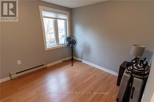 311 Fraser Street, Pembroke, ON - Indoor Photo Showing Other Room