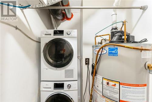 1105 Belfry Avenue Unit# 107, Sudbury, ON - Indoor Photo Showing Laundry Room