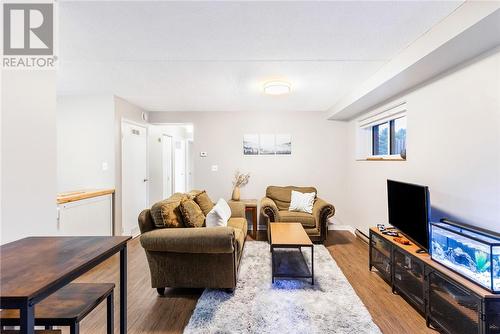 1105 Belfry Avenue Unit# 107, Sudbury, ON - Indoor Photo Showing Living Room