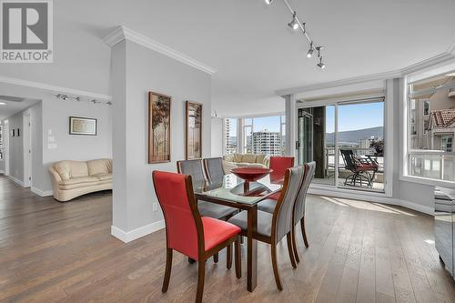 1152 Sunset Drive Unit# 1201, Kelowna, BC - Indoor Photo Showing Dining Room