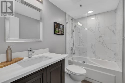 1152 Sunset Drive Unit# 1201, Kelowna, BC - Indoor Photo Showing Bathroom