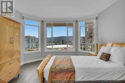 1152 Sunset Drive Unit# 1201, Kelowna, BC - Indoor Photo Showing Bedroom