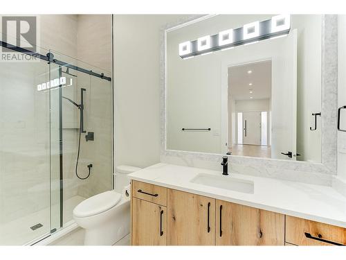 10287 Beacon Hill Drive, Lake Country, BC - Indoor Photo Showing Bathroom