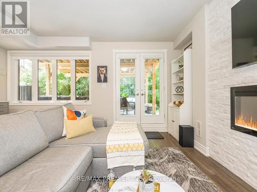 22 Great Heron Court, King, ON - Indoor Photo Showing Living Room With Fireplace