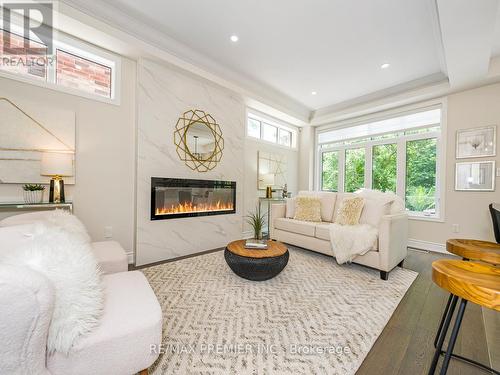 22 Great Heron Court, King, ON - Indoor Photo Showing Living Room With Fireplace