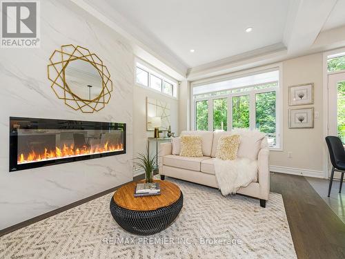 22 Great Heron Court, King, ON - Indoor Photo Showing Living Room With Fireplace