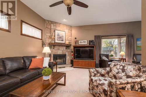 751 Johnson Street, Kingston (Central City East), ON - Indoor Photo Showing Living Room With Fireplace