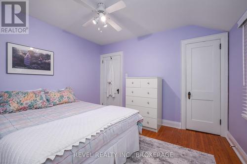 751 Johnson Street, Kingston (Central City East), ON - Indoor Photo Showing Bedroom