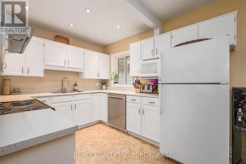 751 Johnson Street, Kingston (Central City East), ON - Indoor Photo Showing Kitchen With Double Sink