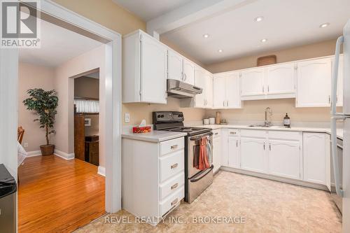 751 Johnson Street, Kingston (Central City East), ON - Indoor Photo Showing Kitchen