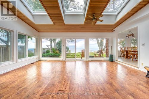 Sunroom with lake views - 3070 Sandpiper Trail, Plympton-Wyoming (Plympton Wyoming), ON - Indoor