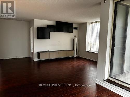 209 - 5785 Yonge Street, Toronto, ON - Indoor Photo Showing Other Room