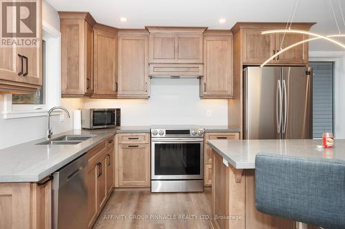 43 Birch Crescent, Kawartha Lakes (Bobcaygeon), ON - Indoor Photo Showing Kitchen With Double Sink With Upgraded Kitchen