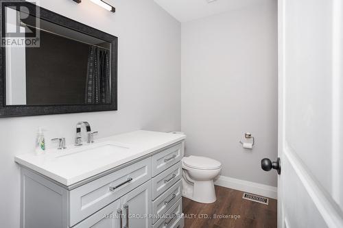 43 Birch Crescent, Kawartha Lakes (Bobcaygeon), ON - Indoor Photo Showing Bathroom