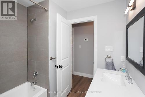 43 Birch Crescent, Kawartha Lakes (Bobcaygeon), ON - Indoor Photo Showing Bathroom