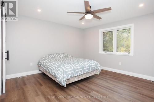 43 Birch Crescent, Kawartha Lakes (Bobcaygeon), ON - Indoor Photo Showing Bedroom