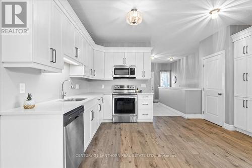 100 Barley Trail, Stirling-Rawdon, ON - Indoor Photo Showing Kitchen With Upgraded Kitchen