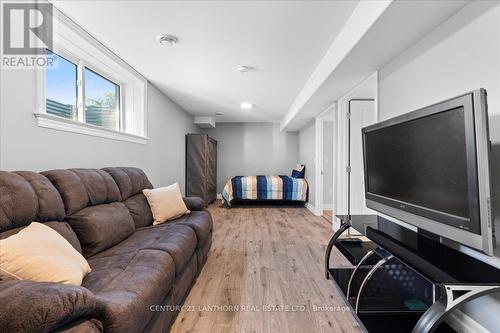 100 Barley Trail, Stirling-Rawdon, ON - Indoor Photo Showing Living Room