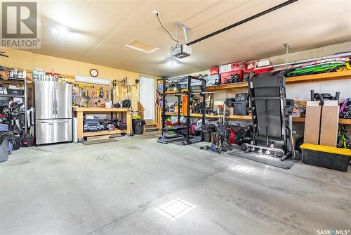 702 Lynd Crescent, Saskatoon, SK - Indoor Photo Showing Garage