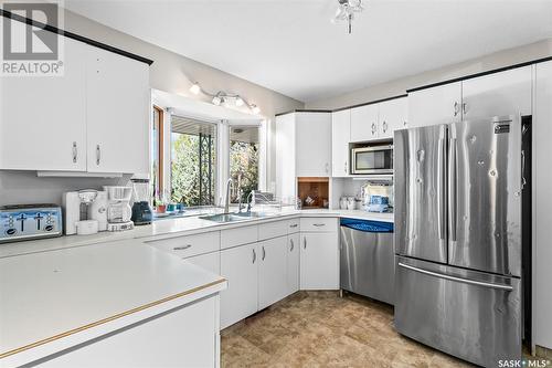 801 Keith Street, Moose Jaw, SK - Indoor Photo Showing Kitchen With Stainless Steel Kitchen