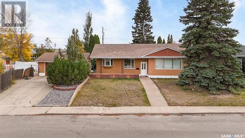 801 Keith Street, Moose Jaw, SK - Outdoor With Facade