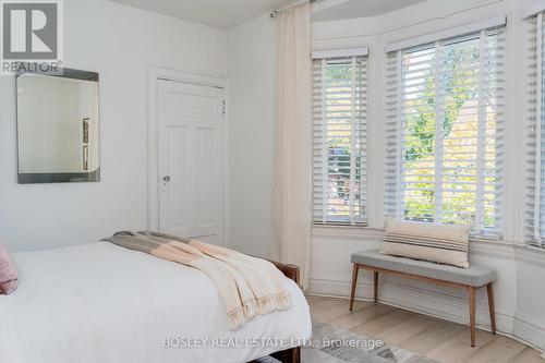 812 Duplex Avenue, Toronto, ON - Indoor Photo Showing Bedroom