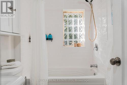 812 Duplex Avenue, Toronto, ON - Indoor Photo Showing Bathroom