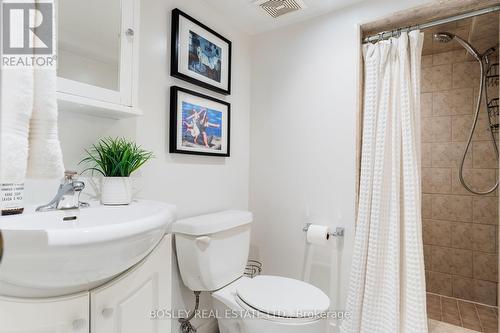 812 Duplex Avenue, Toronto, ON - Indoor Photo Showing Bathroom