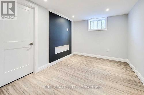 20 Highland Road W, Hamilton, ON - Indoor Photo Showing Other Room