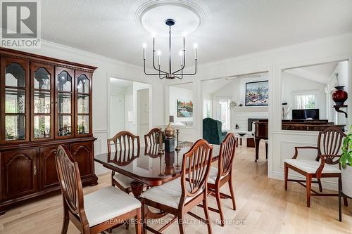 158 Sulphur Springs Road, Hamilton, ON - Indoor Photo Showing Dining Room